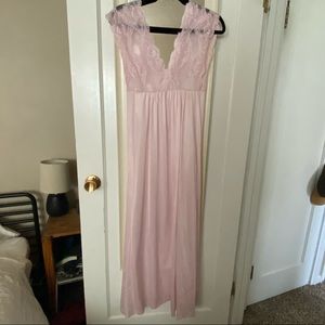 Vintage night gown